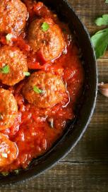 https://www.maggi.com.au/sites/default/files/styles/search_result_153_272/public/how-cook-spicy-meat-balls.jpg?itok=PNn8Qb4l