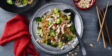 Spicy Chicken Broccoli & Mushroom Stir Fry