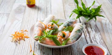 Chicken & Vegetable Rice Paper Rolls